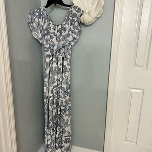 red dress boutique brand is Miami Off shoulder ruffle maxi dress size small